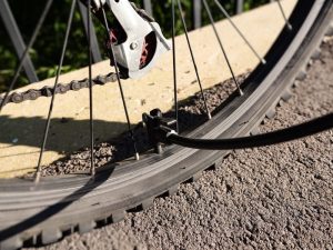 How To Pump A Road Bike Tire